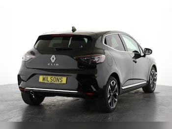 Used Renault Clio 2025 for sale - 76466143: Photo