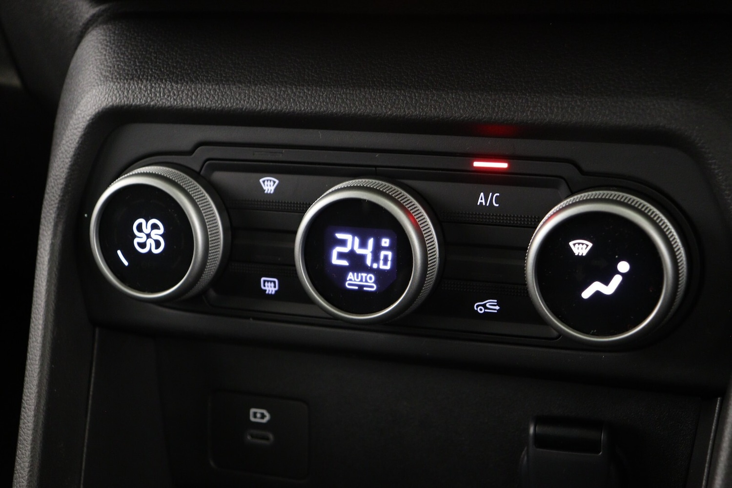 Used Dacia Sandero 2025 for sale - 76871399: Photo 16