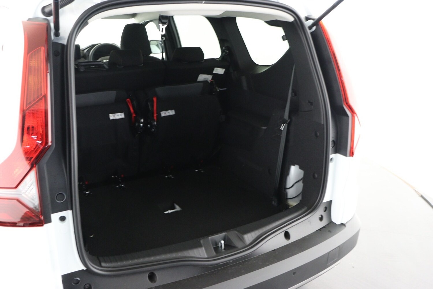 Used Dacia Jogger 2025 for sale - 76615327: Photo 10