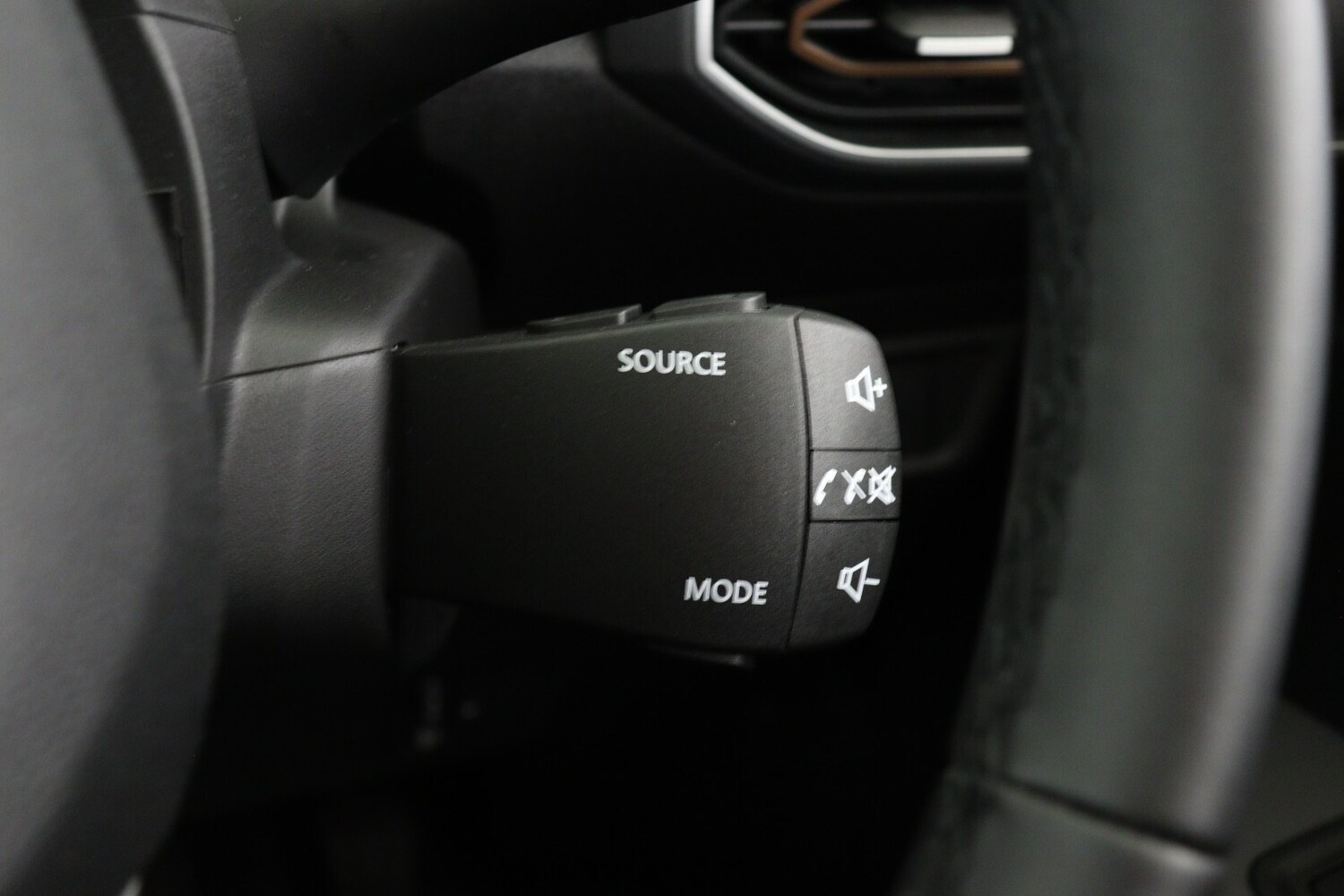 Used Dacia Jogger 2025 for sale - 76615327: Photo 24