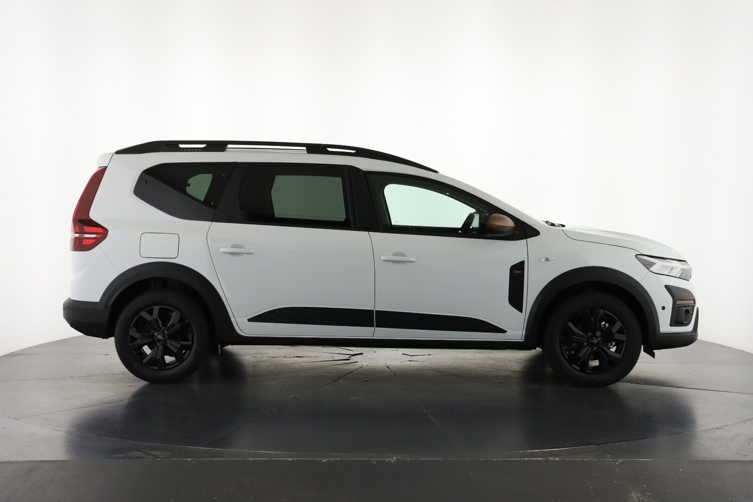 Used Dacia Jogger 2025 for sale - 76615327: Photo 4