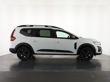 Used Dacia Jogger 2025 for sale - 76615327: Photo