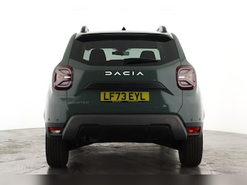 Used Dacia Duster 2023 for sale - 76372898: Photo