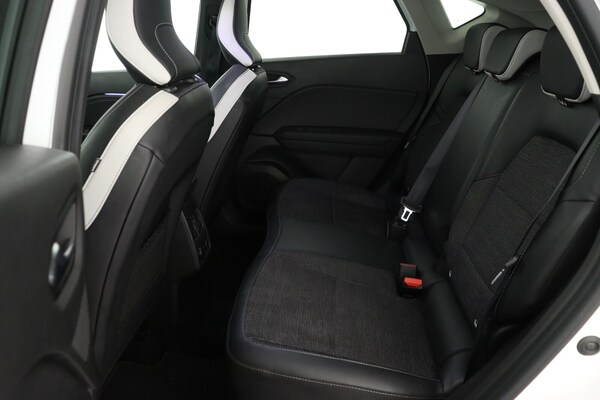 Used Renault Captur 2024 for sale - 75763882: Photo 12