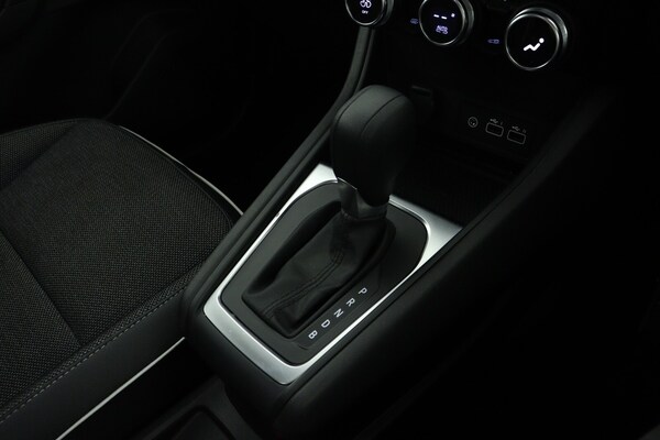 Used Renault Captur 2024 for sale - 75763882: Photo 17
