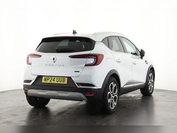 Used Renault Captur 2024 for sale - 75763882: Photo