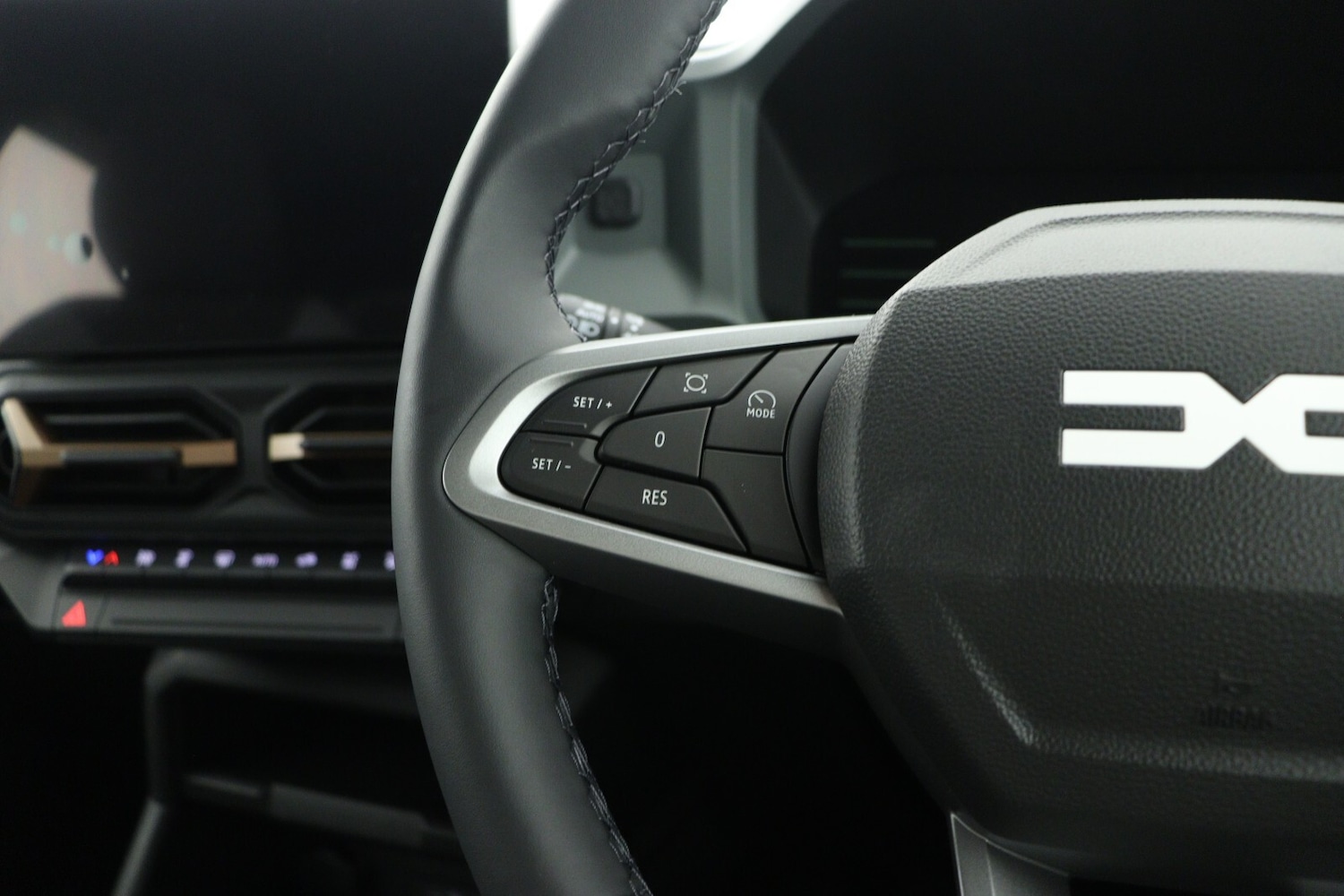 Used Dacia Duster 2025 for sale - 76871951: Photo 17