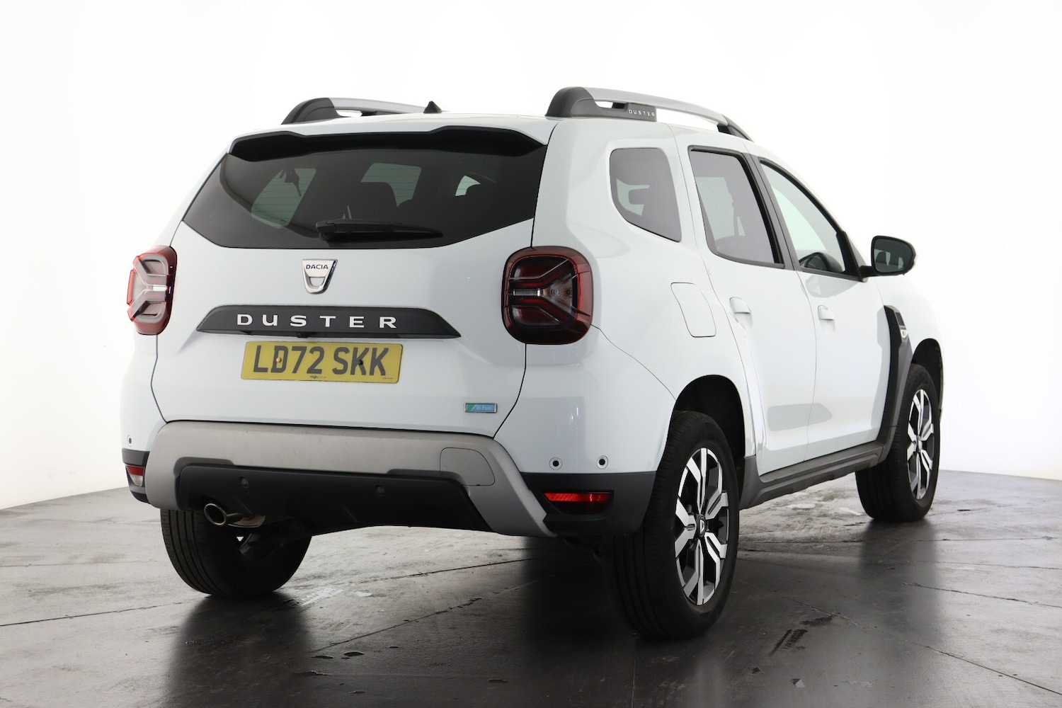 Used Dacia Duster 2023 for sale - 76870675: Photo 3