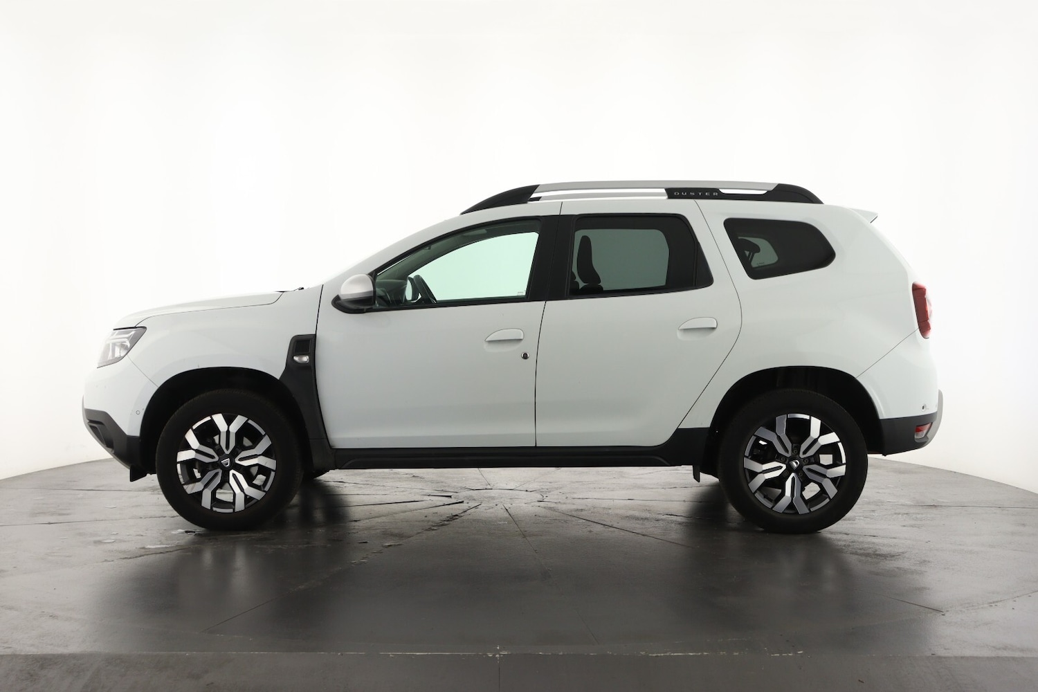 Used Dacia Duster 2023 for sale - 76870675: Photo 8