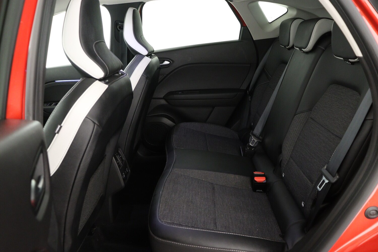 Used Renault Captur 2023 for sale - 75984651: Photo 13