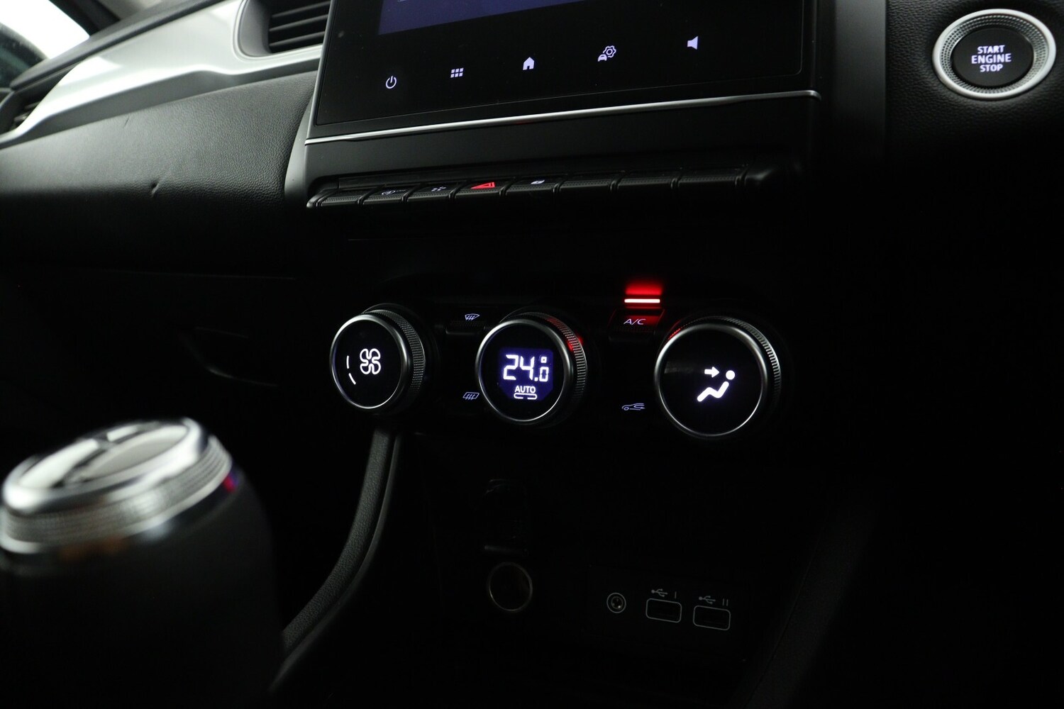 Used Renault Captur 2023 for sale - 75984651: Photo 15