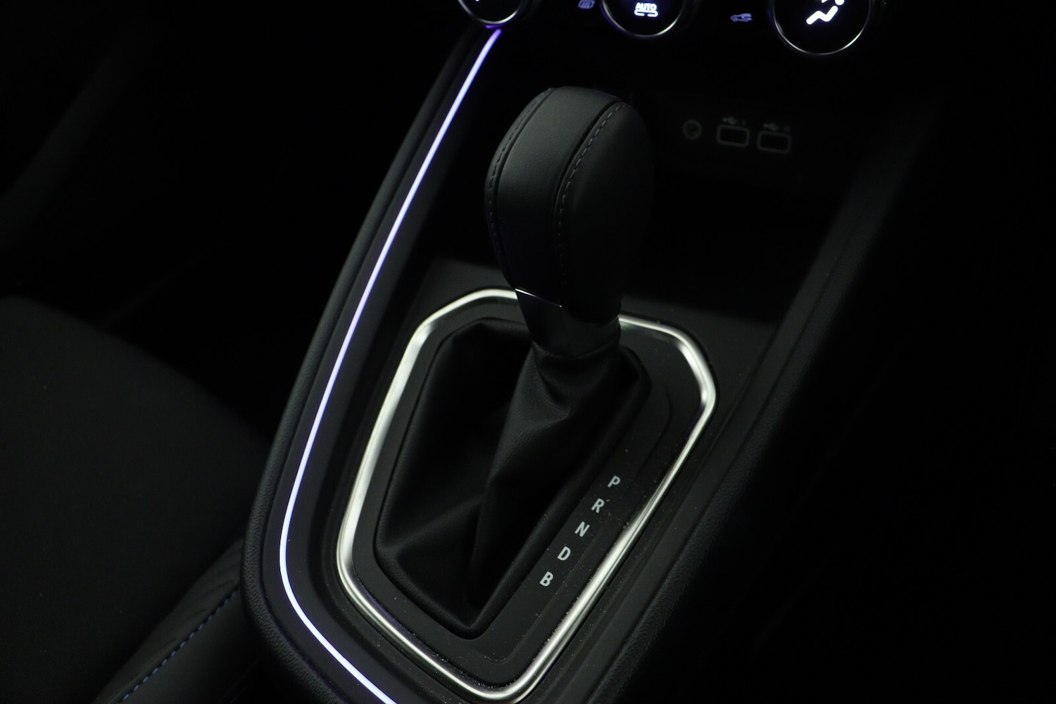 Used Renault Clio 2024 for sale - 76602863: Photo 16