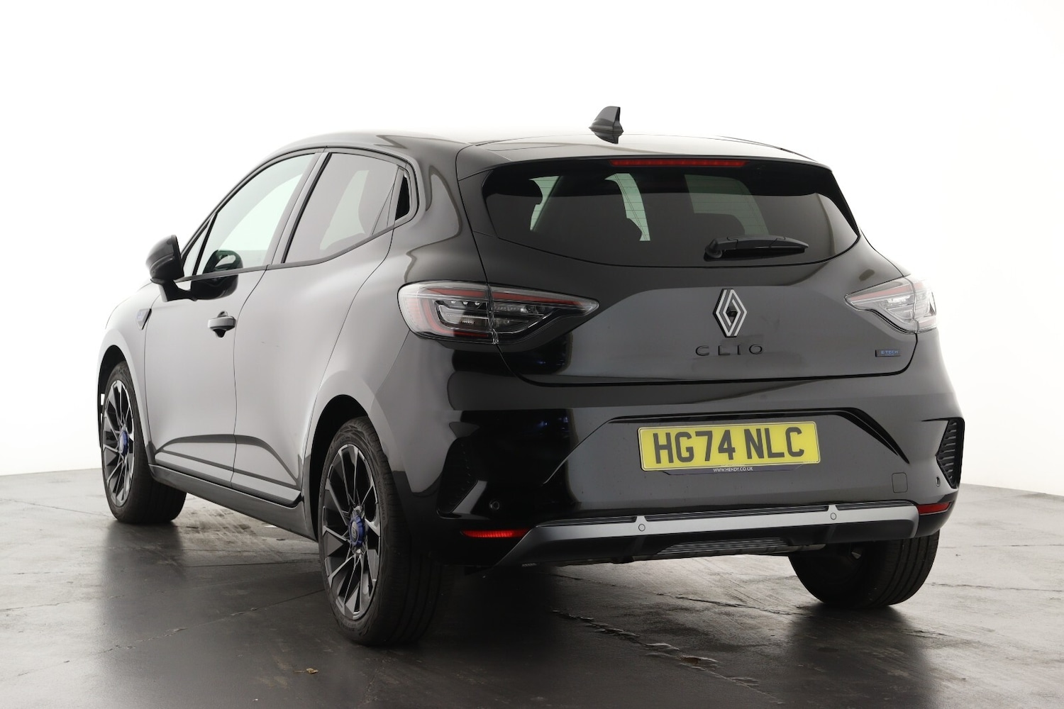 Used Renault Clio 2024 for sale - 76602863: Photo 9