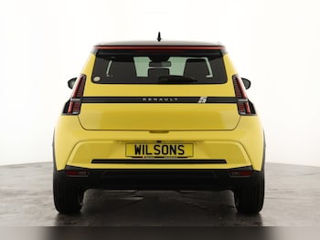 Used Renault 5 2025 for sale - 76870091: Photo