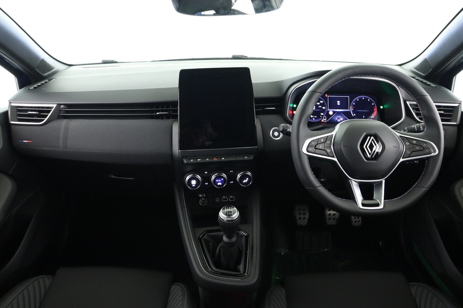 Used Renault Clio 2025 for sale - 76874654: Photo 15