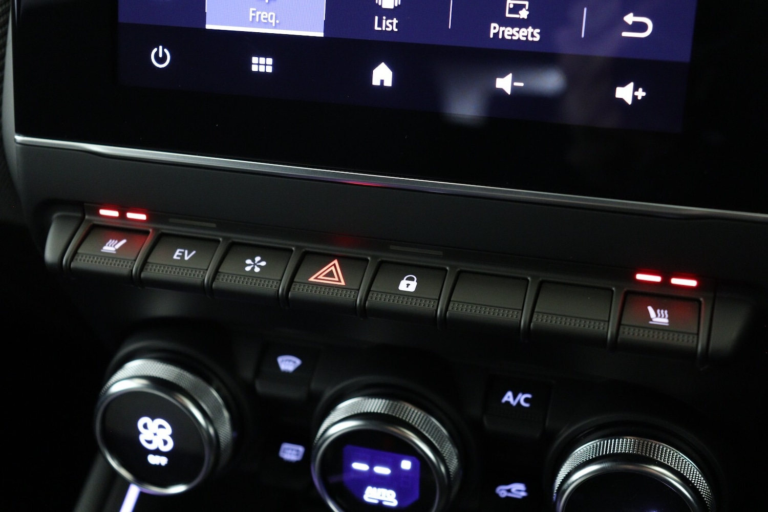 Used Renault Clio 2025 for sale - 76874654: Photo 21