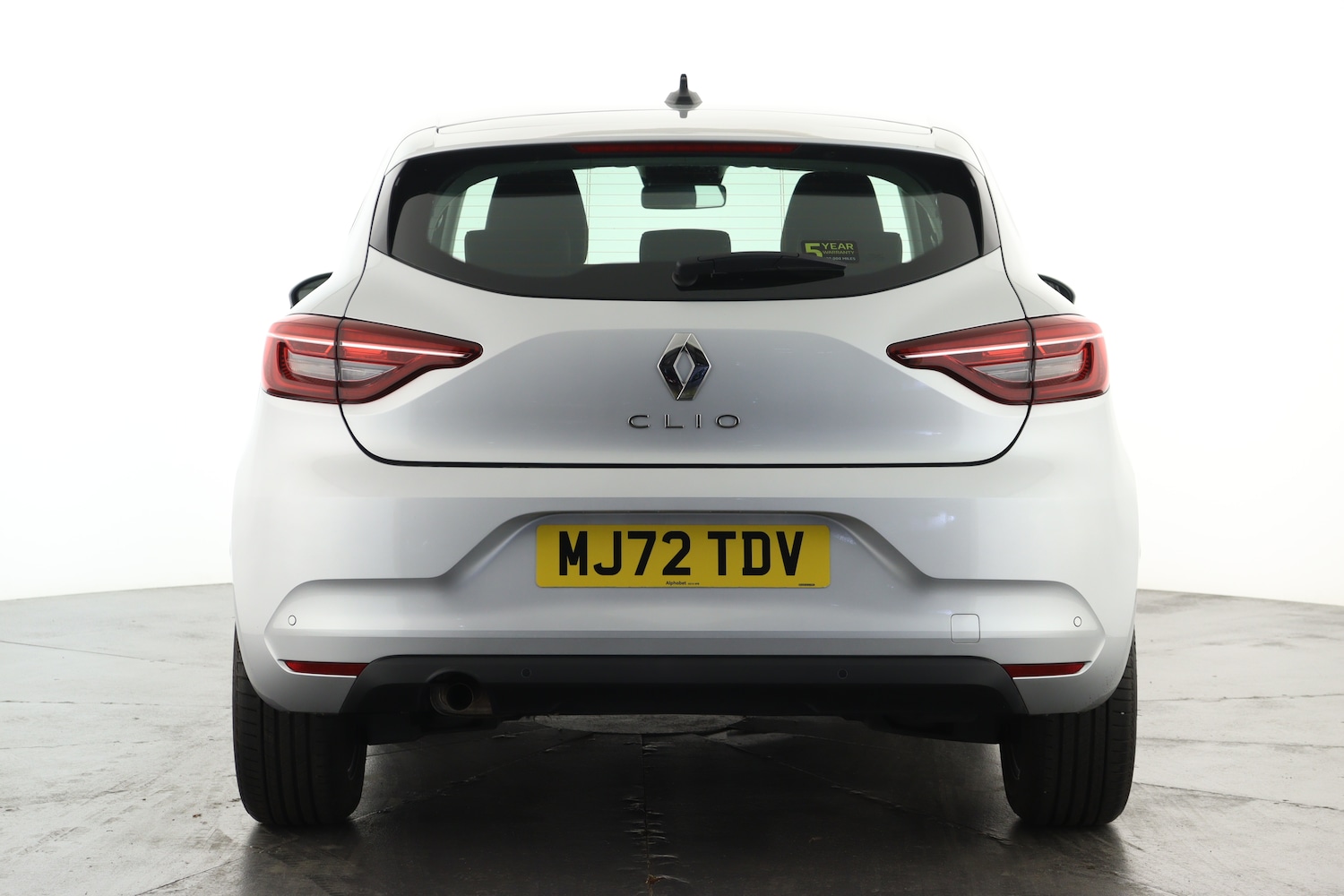 Used Renault Clio 2023 for sale - 76871915: Photo 2