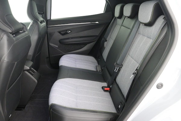 Used Renault Megane E Tech 2024 for sale - 76104227: Photo 13