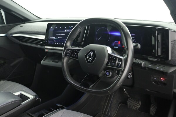 Used Renault Megane E Tech 2024 for sale - 76104227: Photo 14