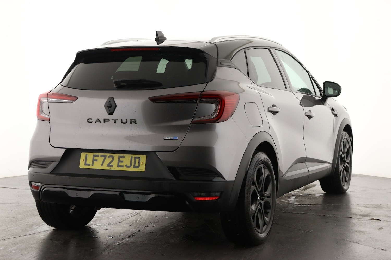 Used Renault Captur 2022 for sale - 76872853: Photo 3