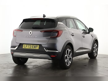 Used Renault Captur 2023 for sale - 75763765: Photo