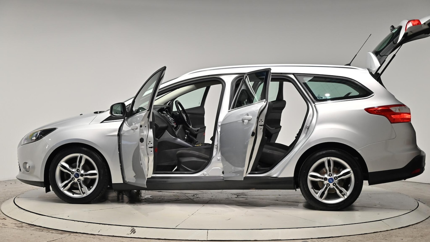 Used Ford Focus 2013 for sale - 76990858: Photo 57