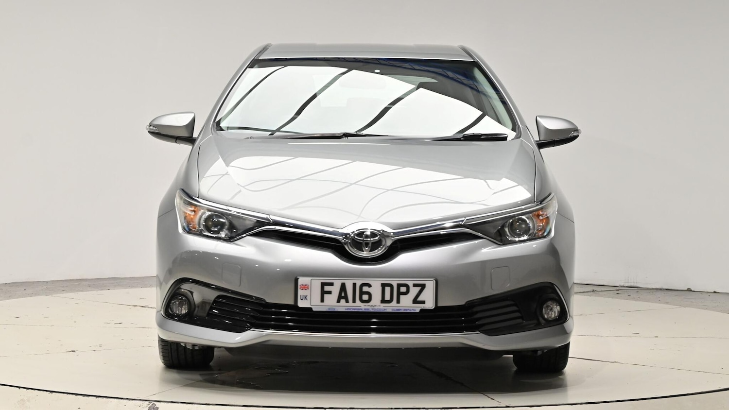 Used Toyota Auris 2016 for sale - 76976293: Photo 2