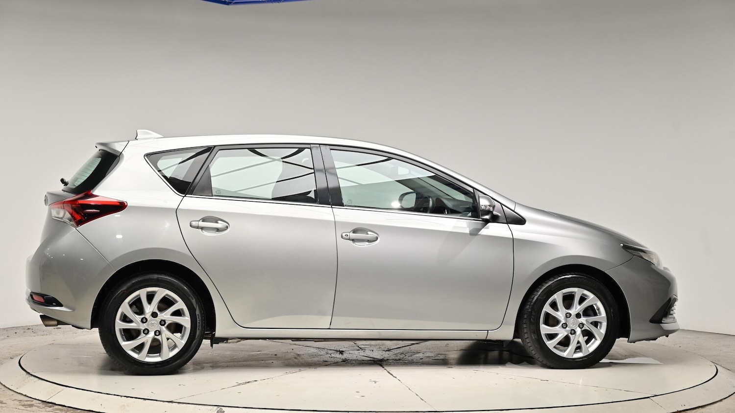 Used Toyota Auris 2016 for sale - 76976293: Photo 37