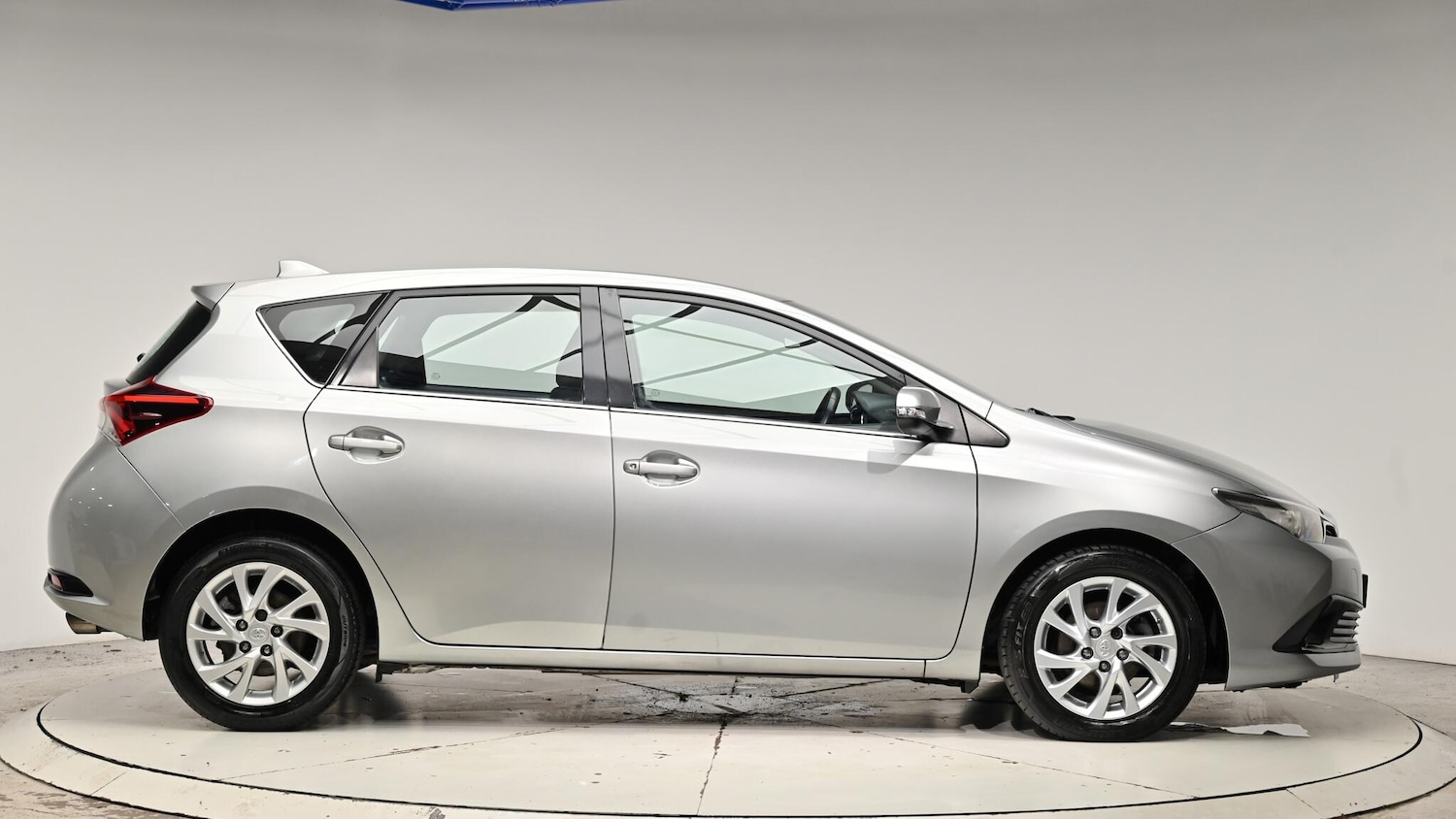 Used Toyota Auris 2016 for sale - 76976293: Photo 38
