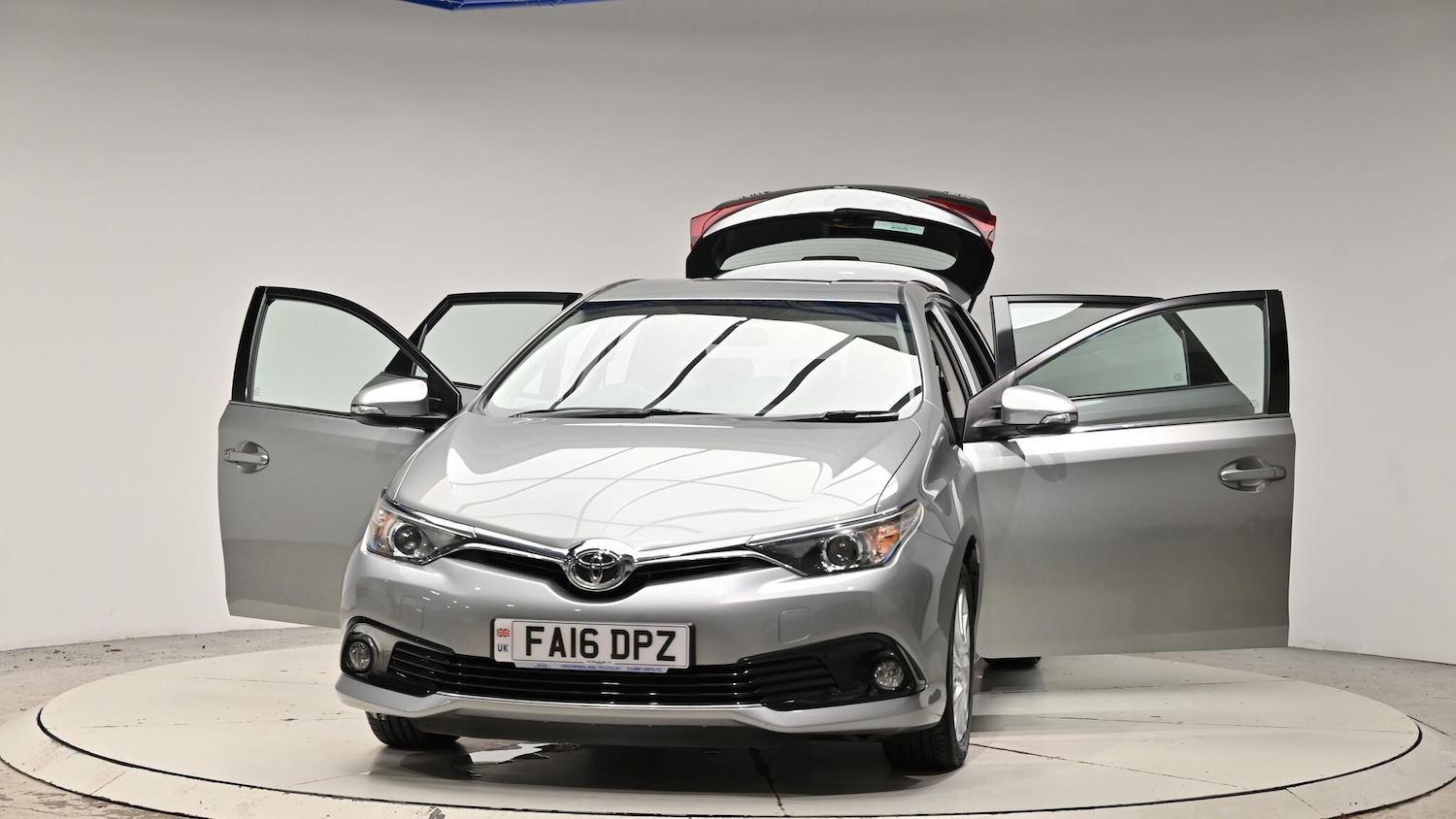 Used Toyota Auris 2016 for sale - 76976293: Photo 48