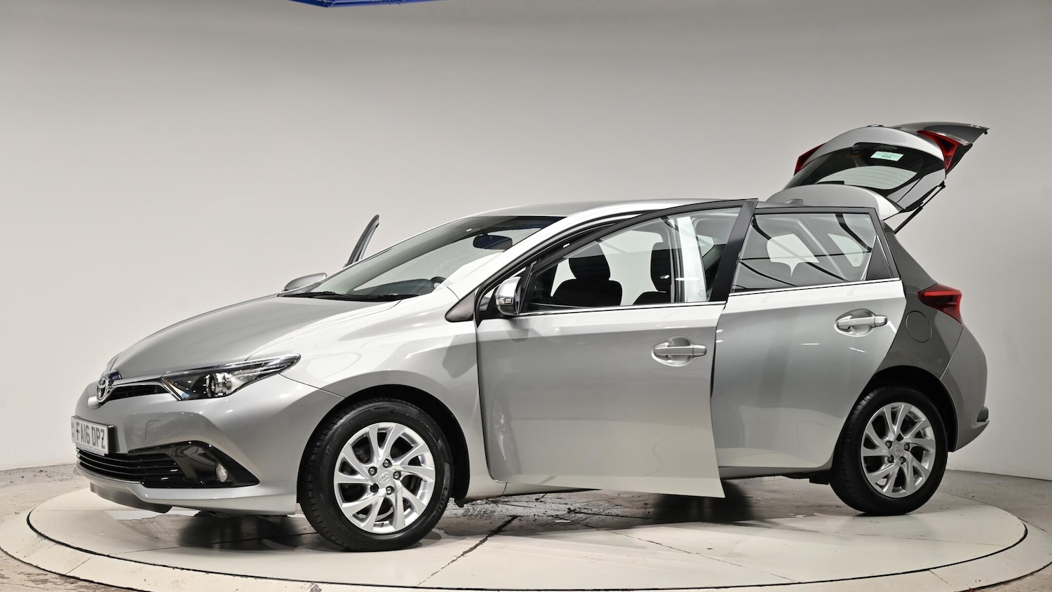 Used Toyota Auris 2016 for sale - 76976293: Photo 53