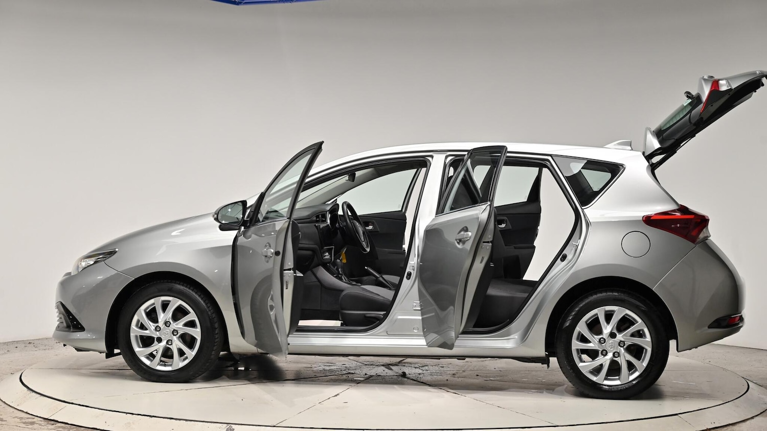 Used Toyota Auris 2016 for sale - 76976293: Photo 57