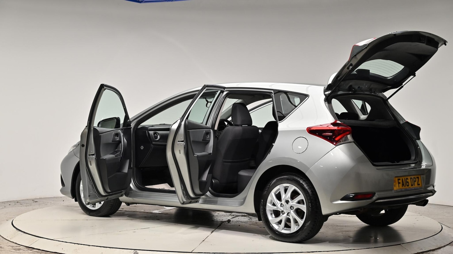 Used Toyota Auris 2016 for sale - 76976293: Photo 60