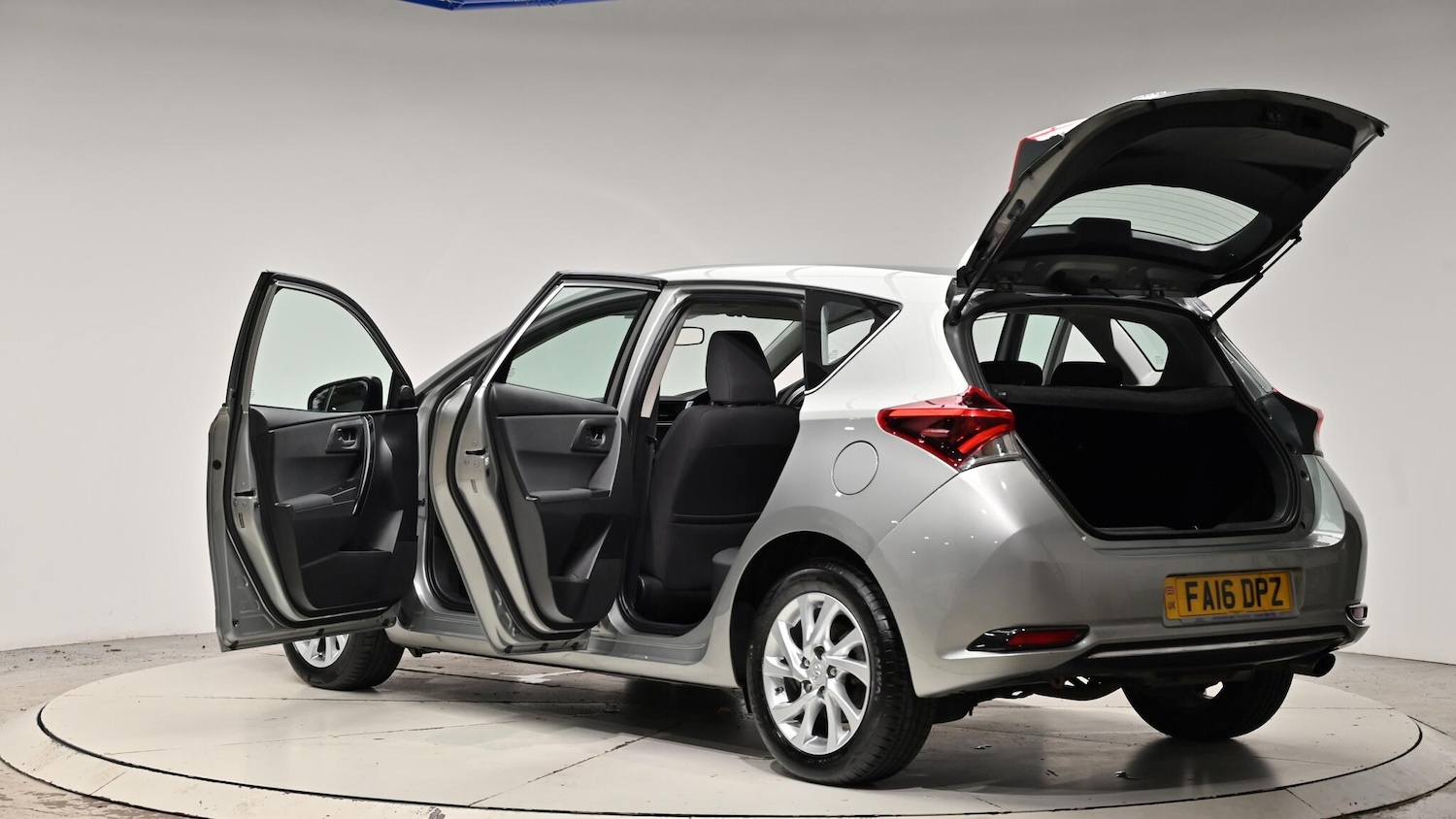 Used Toyota Auris 2016 for sale - 76976293: Photo 61