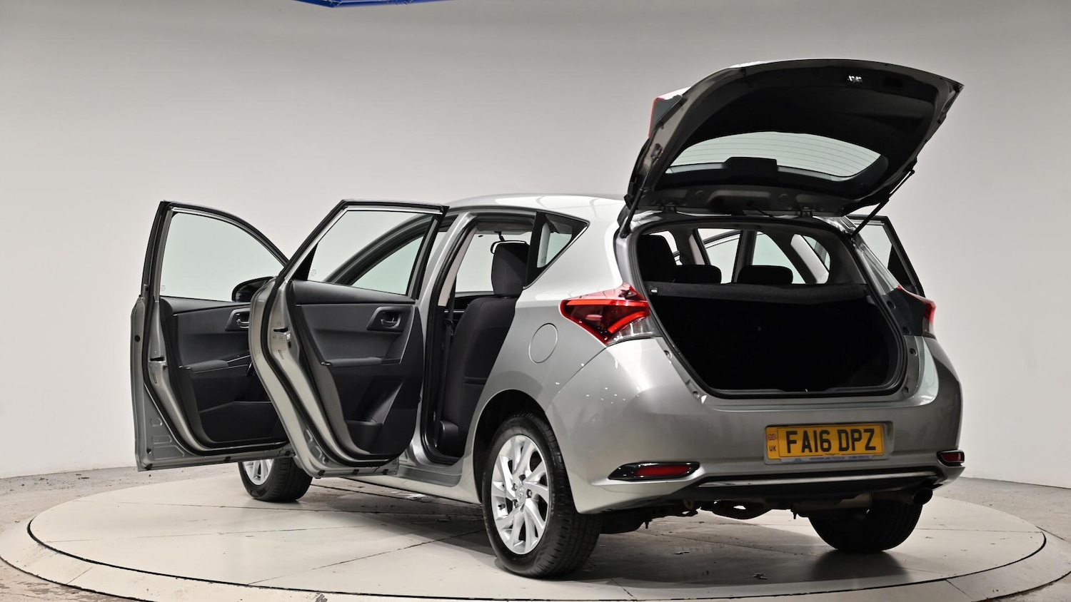 Used Toyota Auris 2016 for sale - 76976293: Photo 62