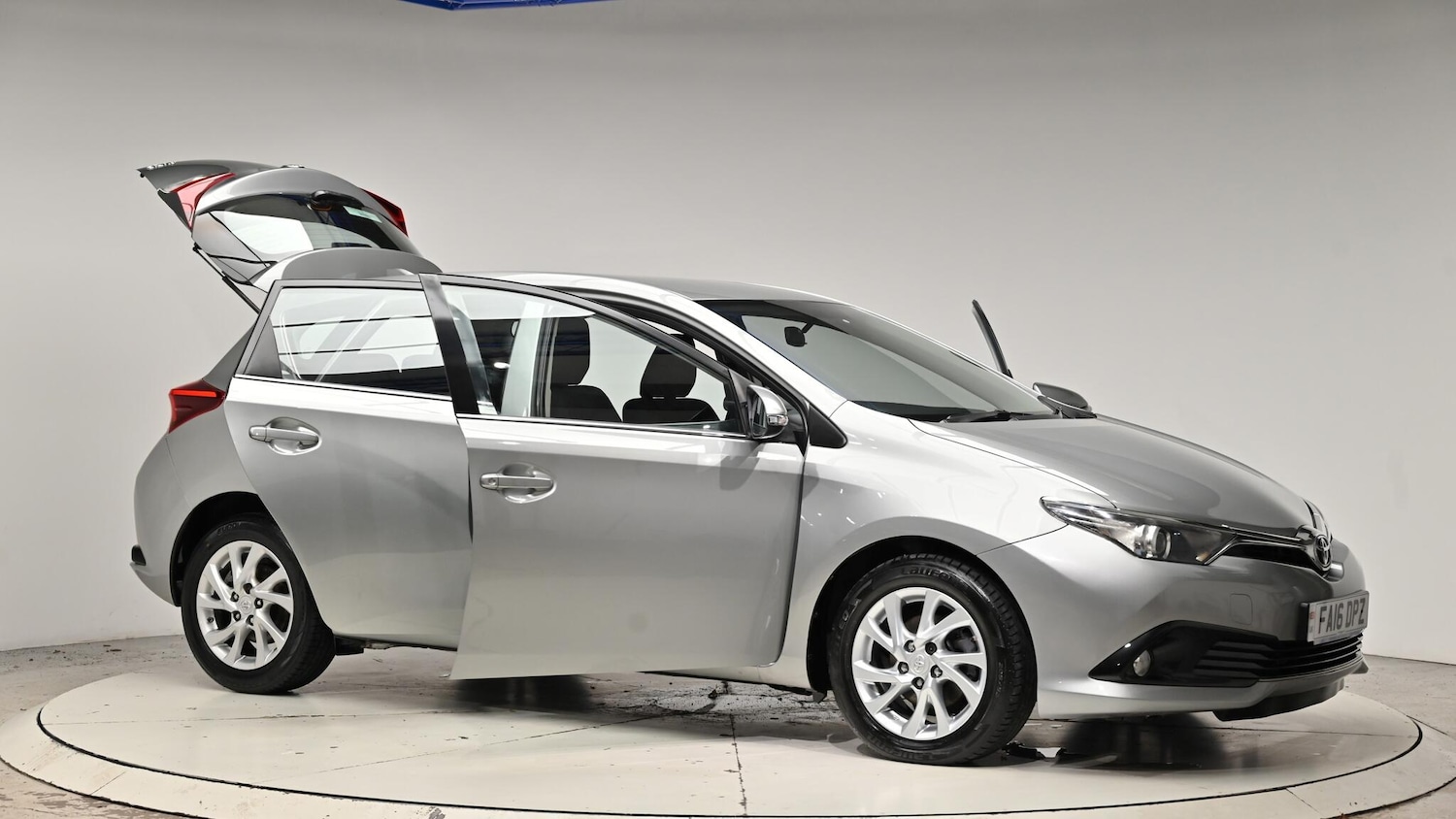 Used Toyota Auris 2016 for sale - 76976293: Photo 77