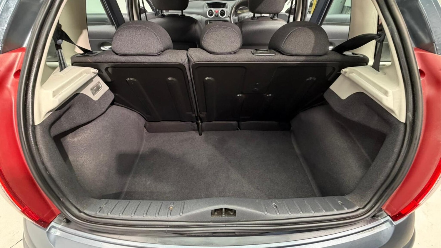 Used Citroen C3 2007 for sale - 76913598: Photo 86