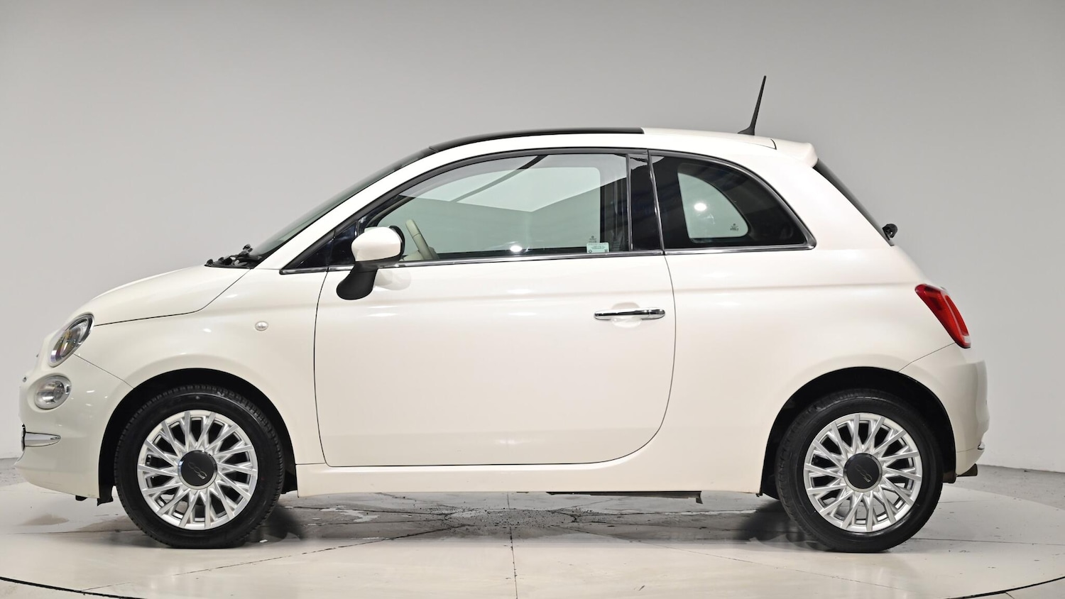 Used Fiat 500 2015 for sale - 76512548: Photo 3