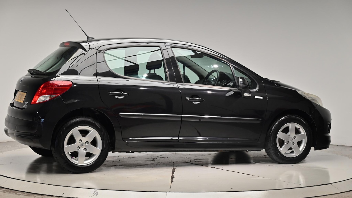 Used Peugeot 207 2010 for sale - 76996488: Photo 36