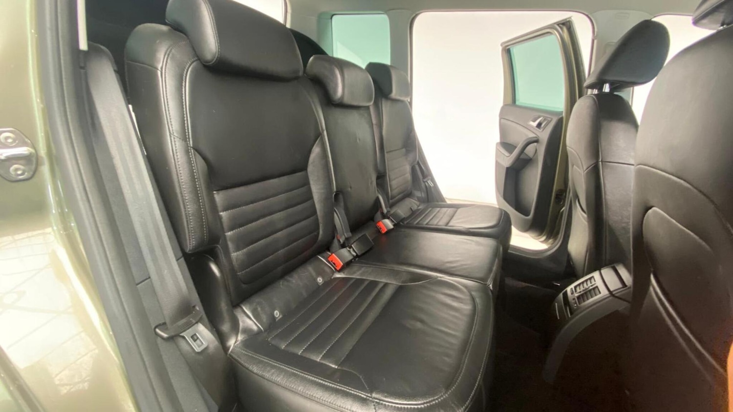 Vehicle 85