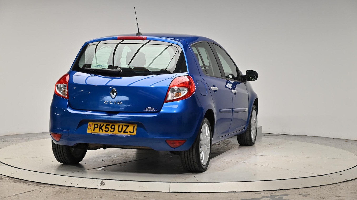 Used Renault Clio 2009 for sale - 76473255: Photo 31