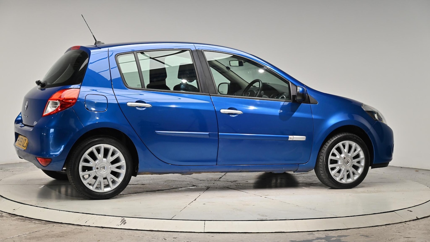 Used Renault Clio 2009 for sale - 76473255: Photo 36