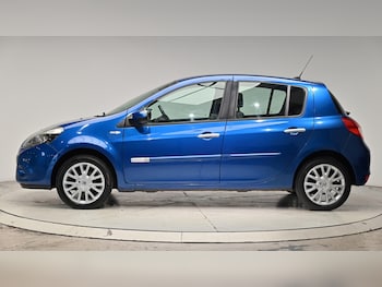 Used Renault Clio 2009 for sale - 76473255: Photo