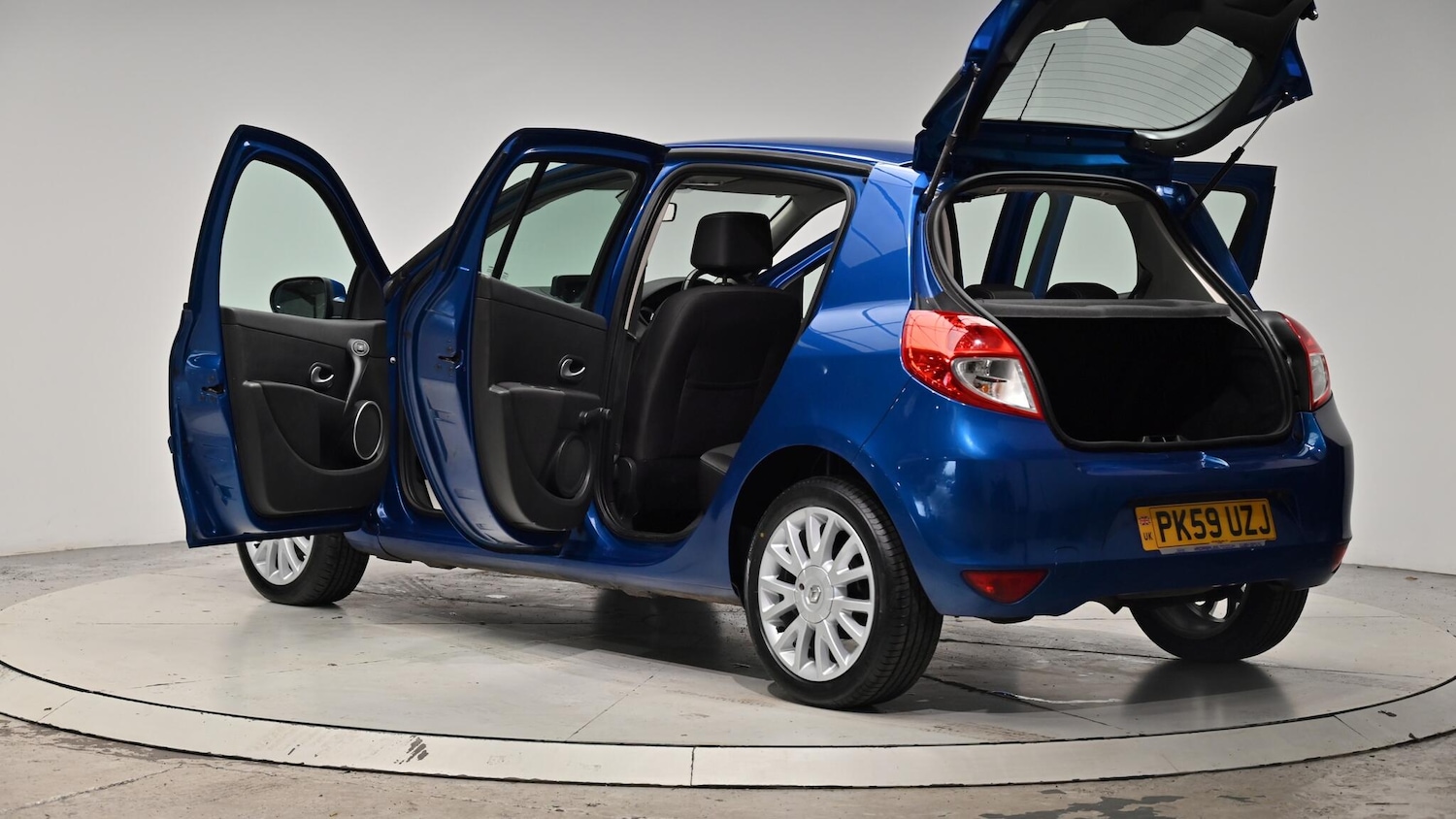 Used Renault Clio 2009 for sale - 76473255: Photo 61