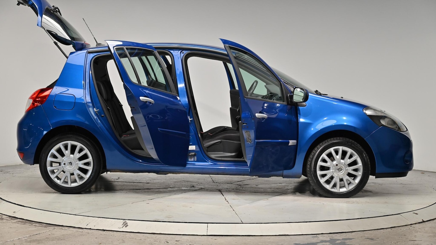 Used Renault Clio 2009 for sale - 76473255: Photo 74