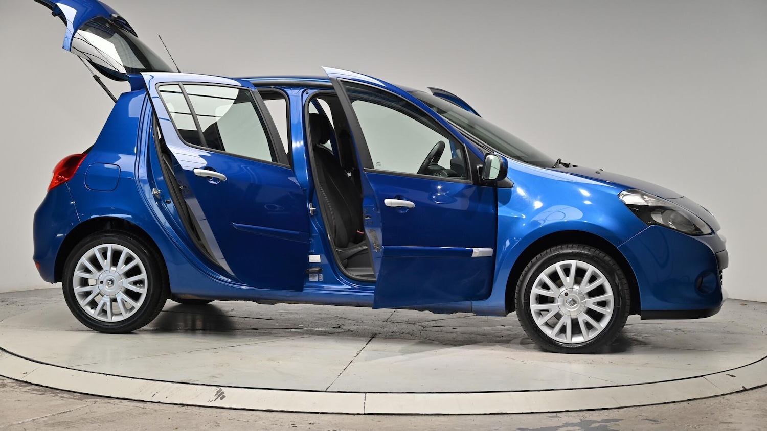 Used Renault Clio 2009 for sale - 76473255: Photo 75