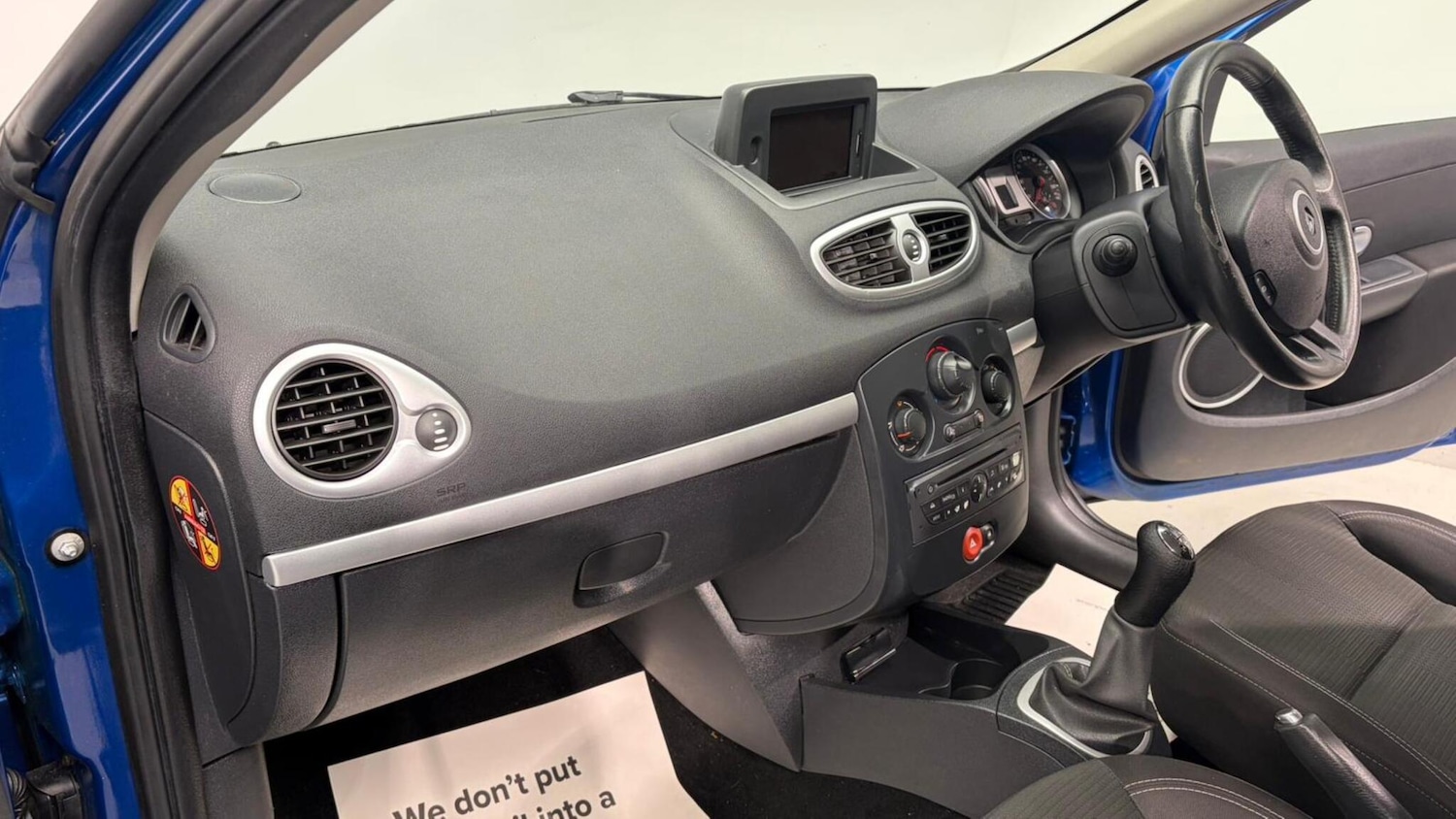 Used Renault Clio 2009 for sale - 76473255: Photo 80