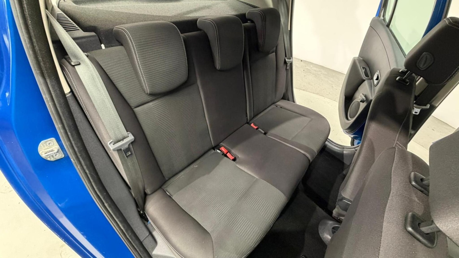 Used Renault Clio 2009 for sale - 76473255: Photo 84