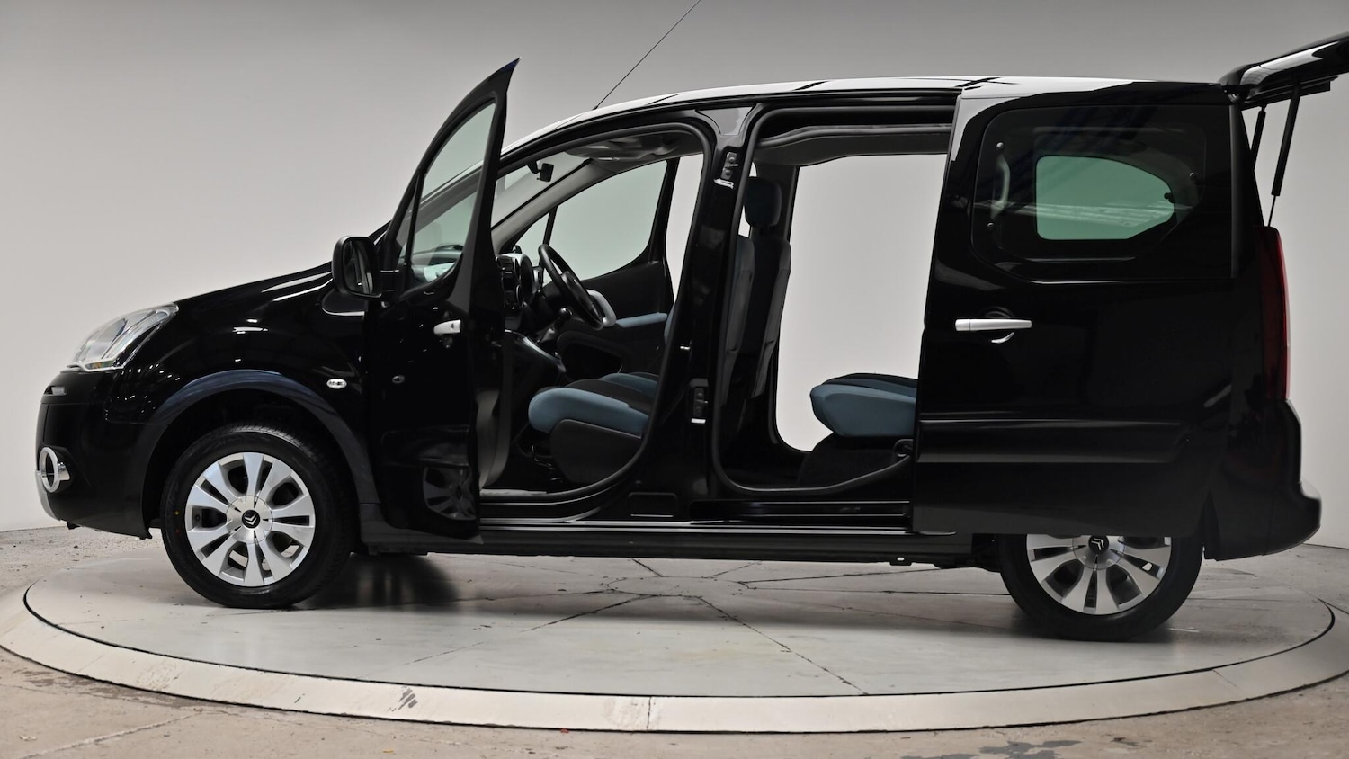 Used Citroen Berlingo Multispace 2015 for sale - 76993011: Photo 57