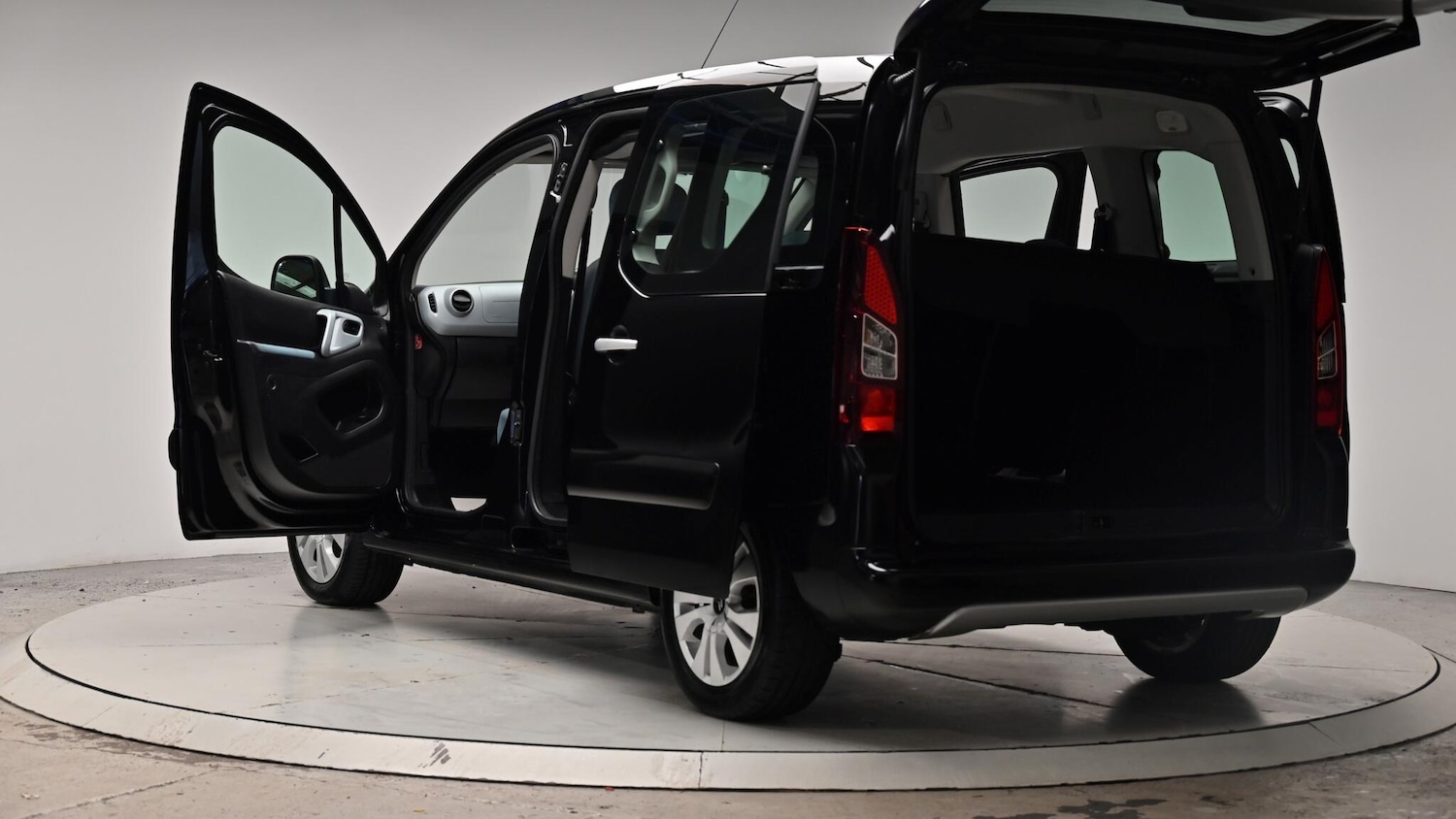 Used Citroen Berlingo Multispace 2015 for sale - 76993011: Photo 62